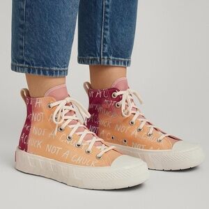 Converse High-Top Gradient Sneakers in Pink and baby pink  size 7.5 like new